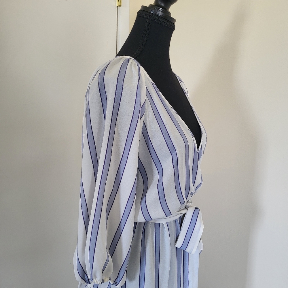 GABBY SKYE Striped Blue and White Dress - Picture 8 of 14